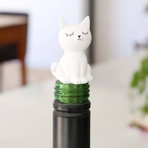 Seated Cat Bottle Stopper - Peppy & Sage