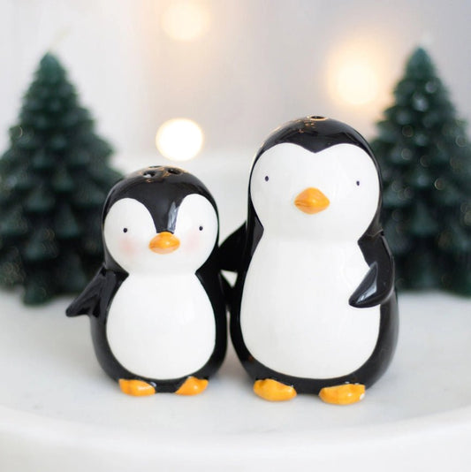 Hugging Penguins Winter Salt and Pepper Shakers - Peppy & Sage