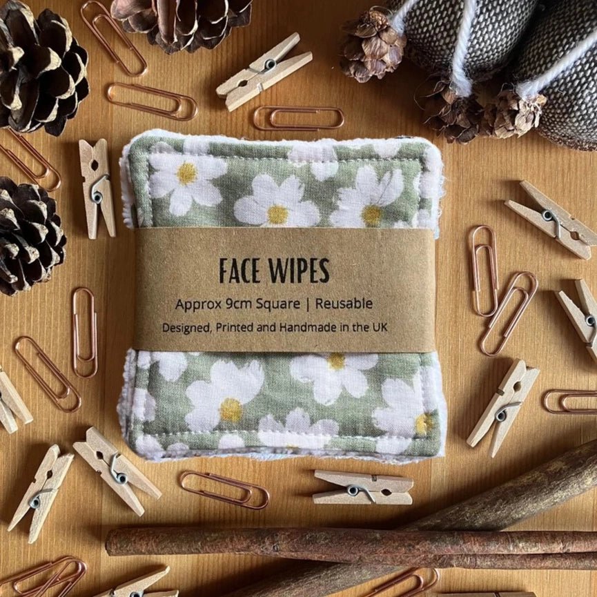 Reusable Face Wipes - Green Daisy Floral Pattern - Handmade 4 Per Pack - Peppy & Sage