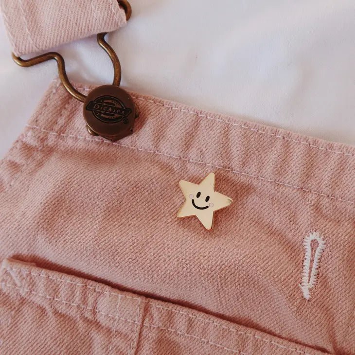 Gold Star Pin Badge - Peppy & Sage