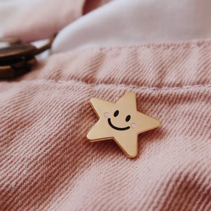 Gold Star Pin Badge - Peppy & Sage